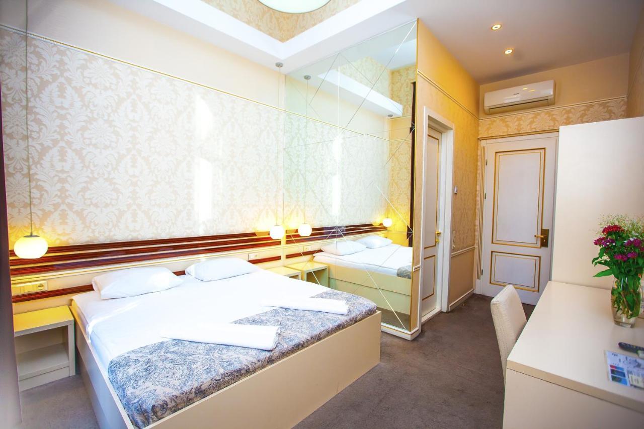 Rustaveli Hotel Tbilisi Exterior foto